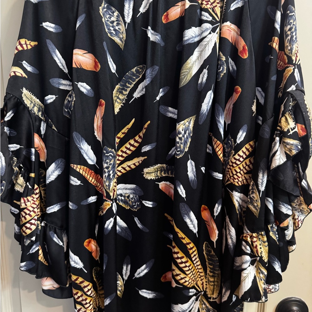 Ivy jane Boho Black Feather Print Kimono